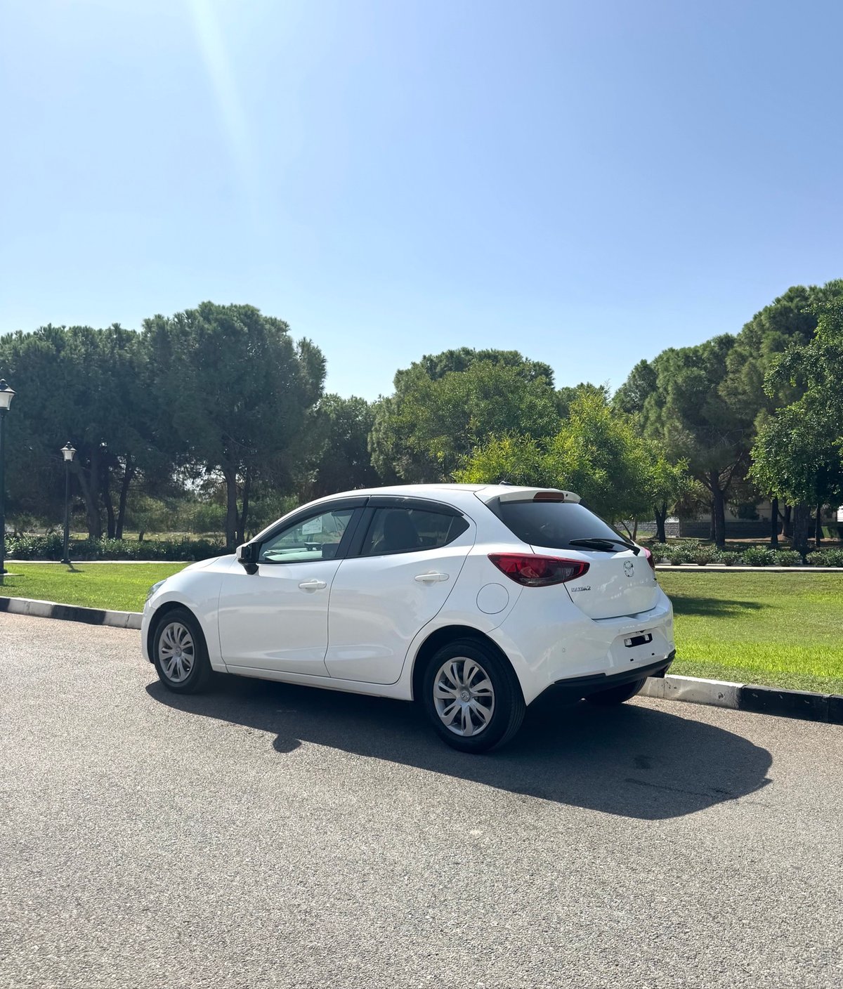 2022 Mazda 2 4