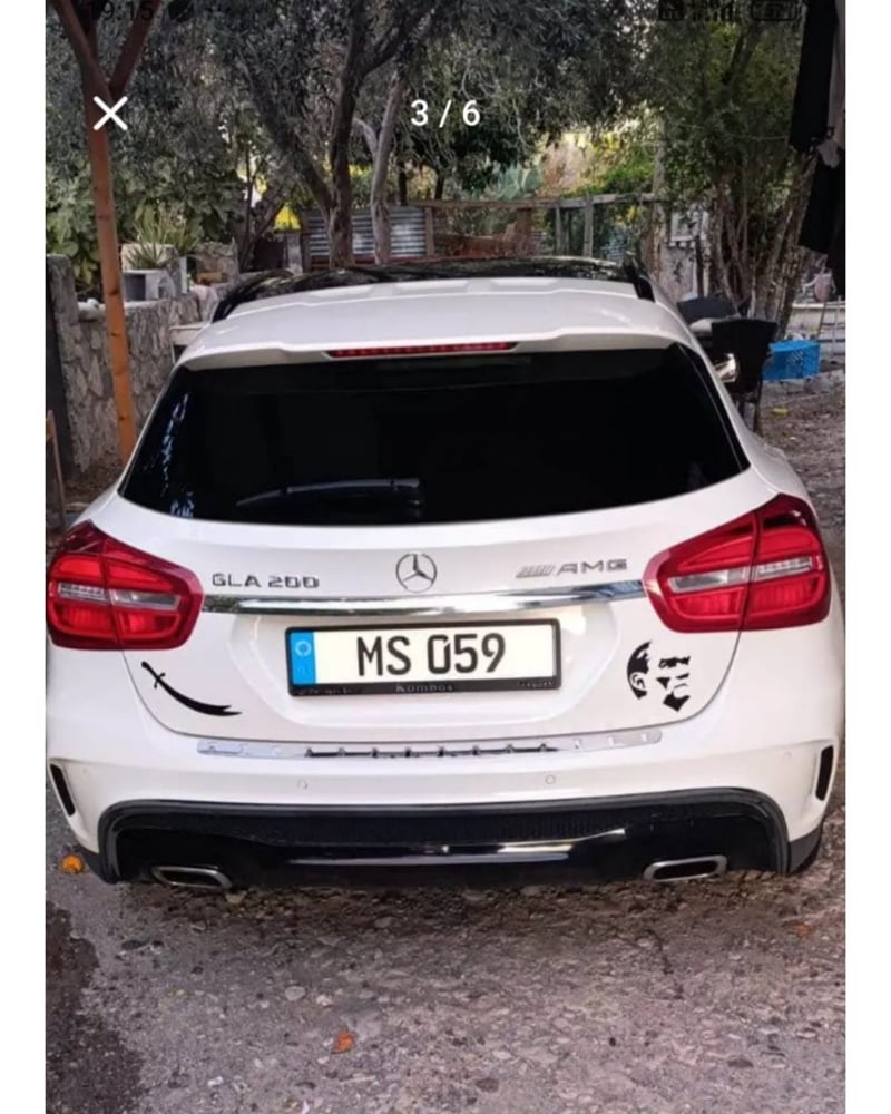 Mercedes-Benz GLA 200 — 4