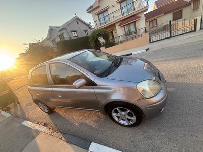 Toyota Vitz — 6