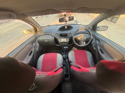 Toyota Vitz — 7