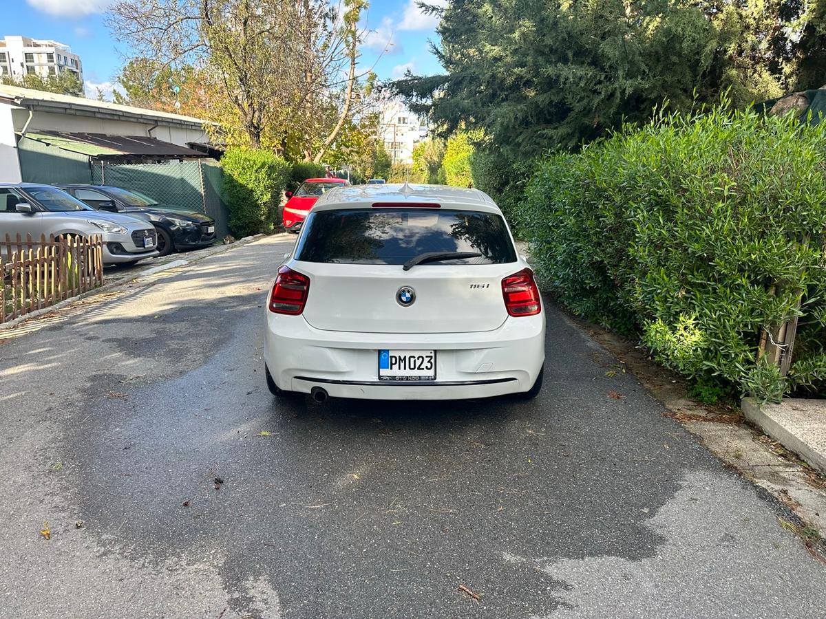 2011 BMW 116i 3