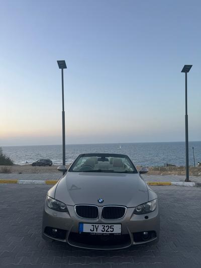 BMW 325i — 3