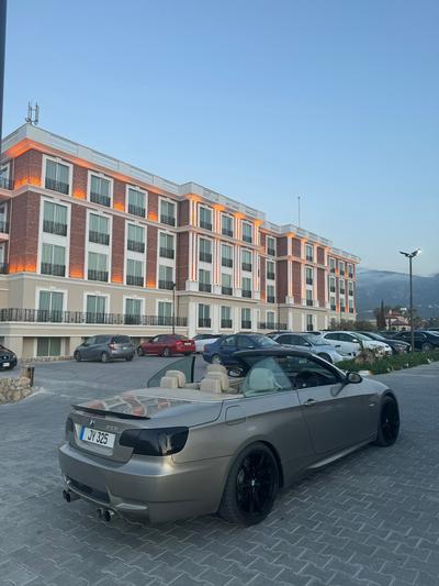 BMW 325i — 4