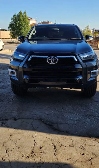Toyota Hilux — 2