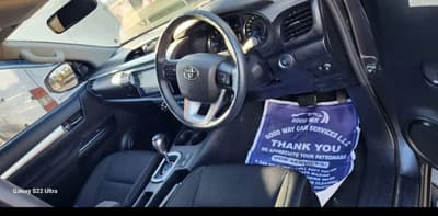 Toyota Hilux — 4