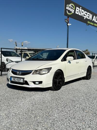 Honda Civic — 4