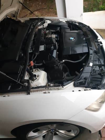 BMW 320i — 7