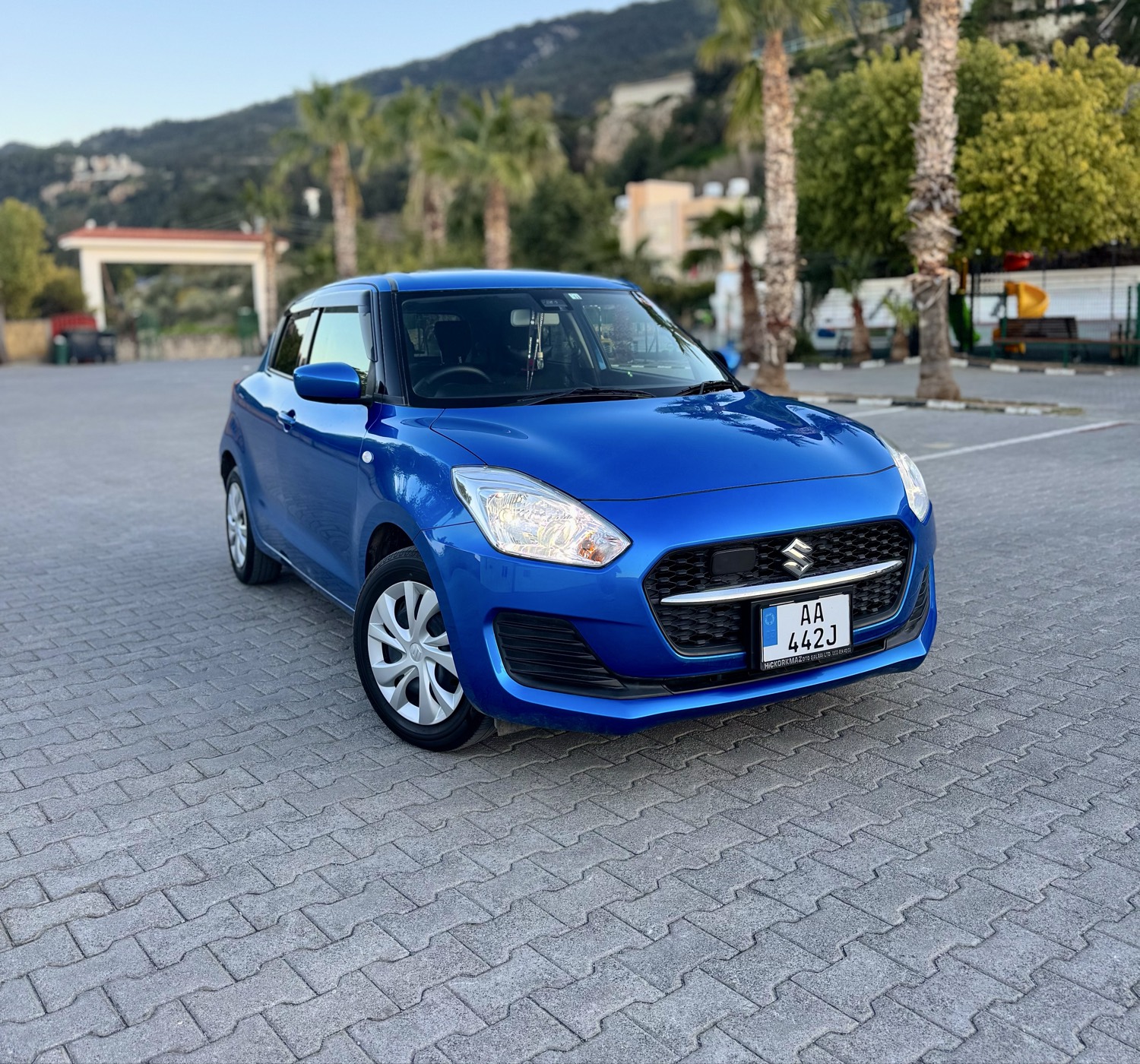 Suzuki Swift 2023 Satılık İkinci El - Fotoğraf 1