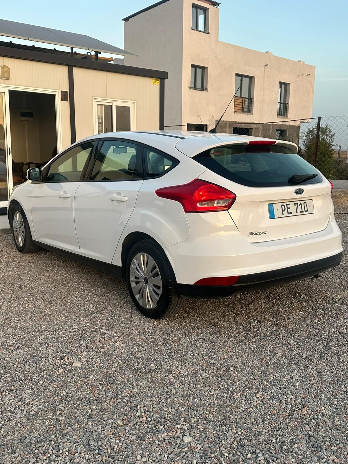 2017 Ford Focus 4