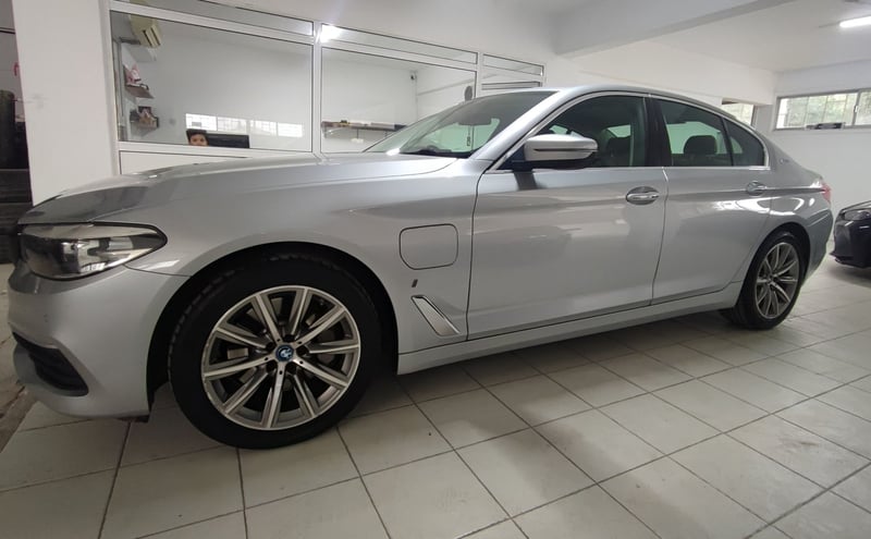 BMW 530e — 6