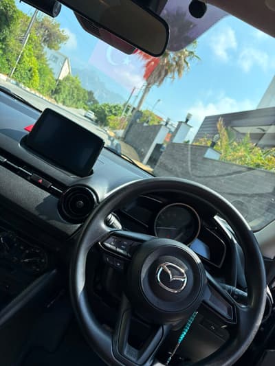 Mazda 2 — 3