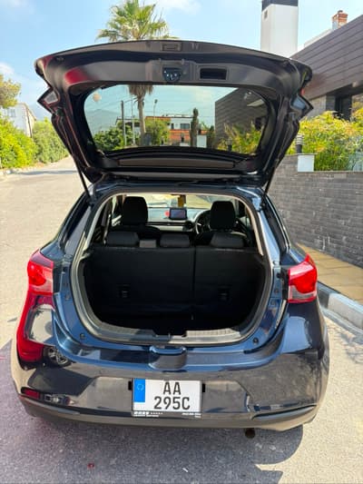 Mazda 2 — 4