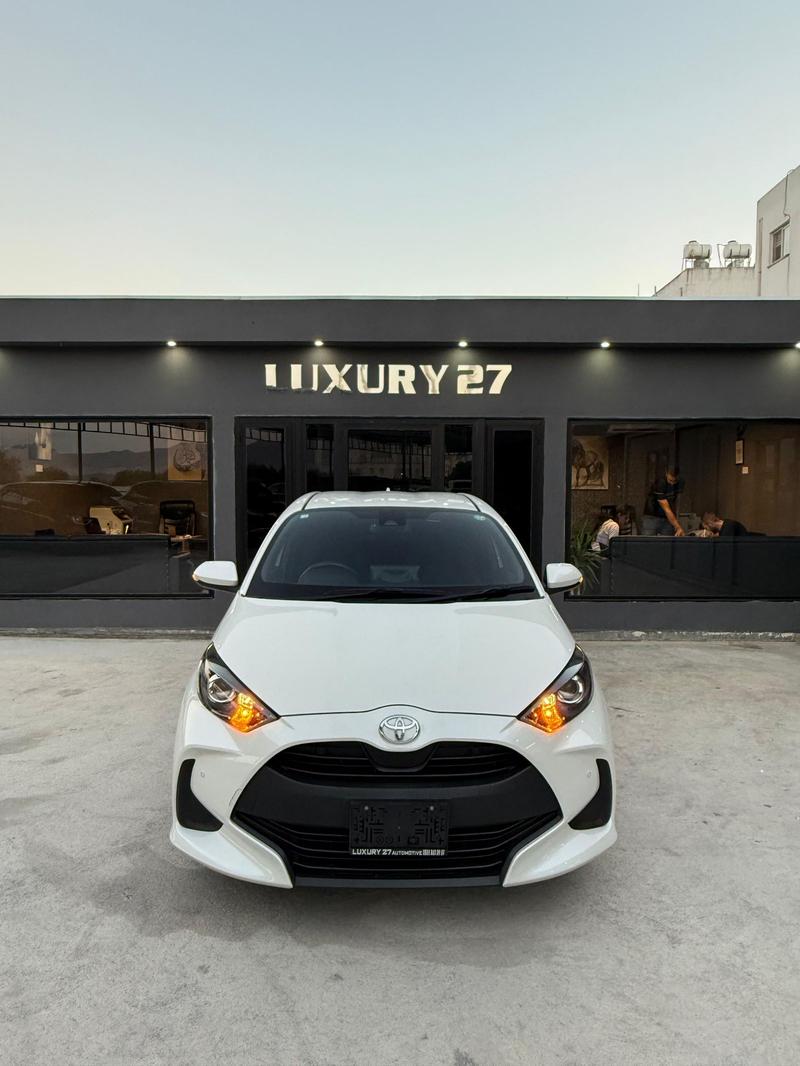 Toyota Yaris — 1/8