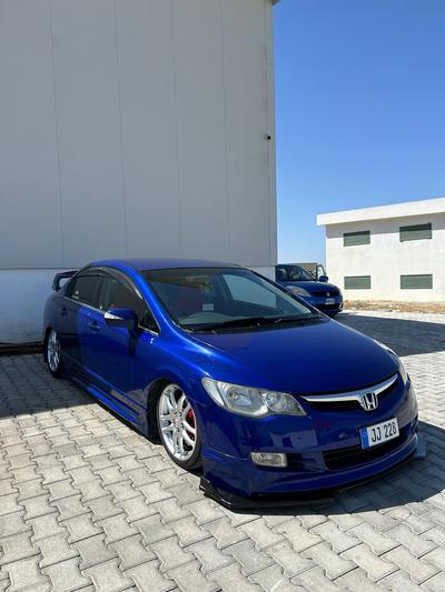 Honda Civic — 4
