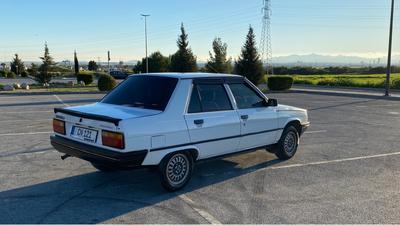 Renault Broadway — 7