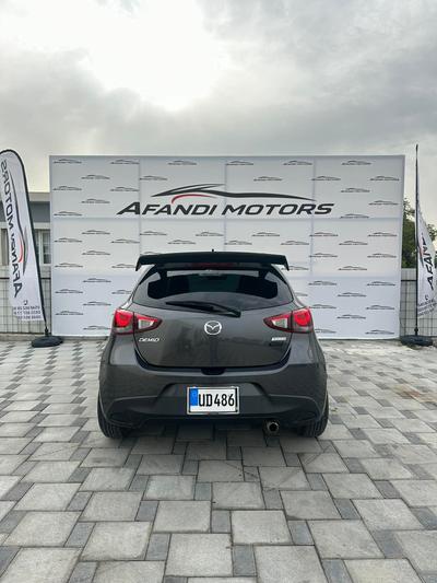 Mazda 2 — 4