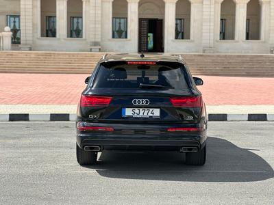 Audi Q7 — 4