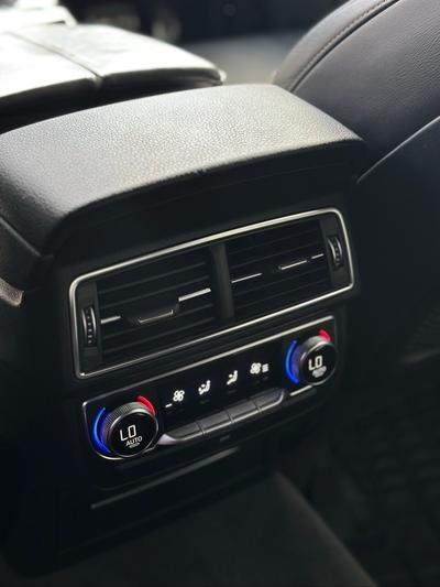Audi Q7 — 6