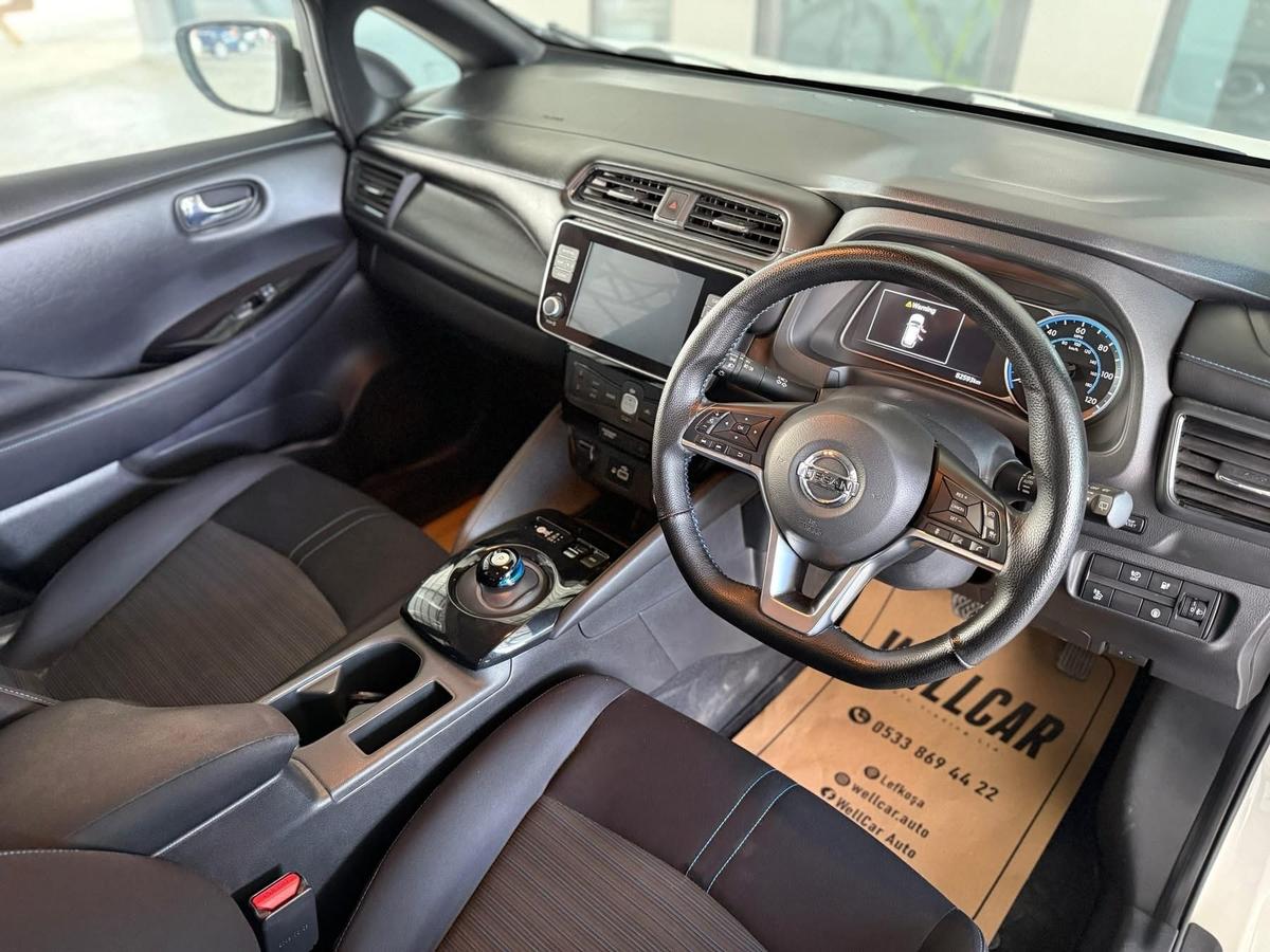 2020 Nissan Leaf 6