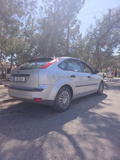 Ford Focus — 3