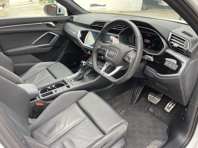 Audi Q3 — 7