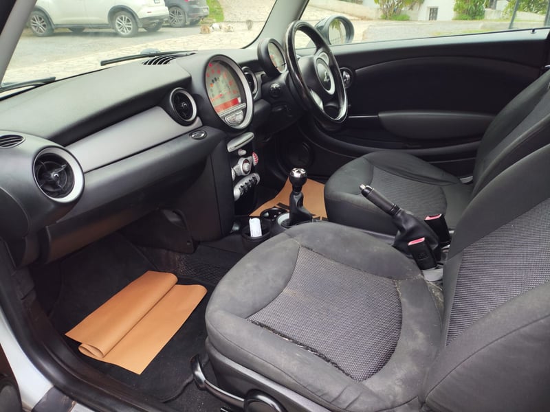 Mini Cooper — 3