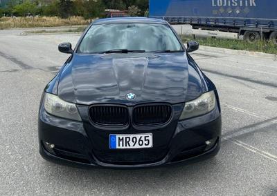 BMW 320i — 1