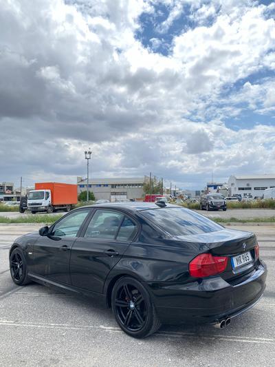 BMW 320i — 5