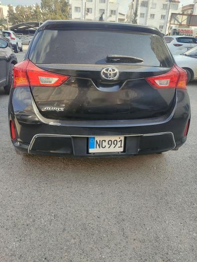 Toyota Auris — 3