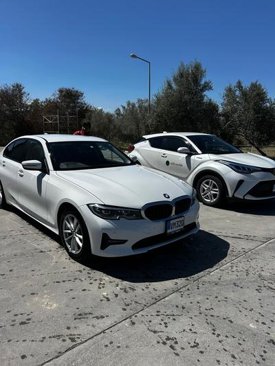 BMW 320i — 7