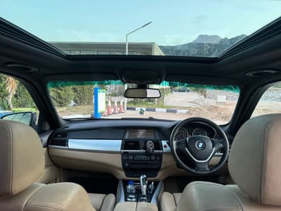 BMW X5 — 7