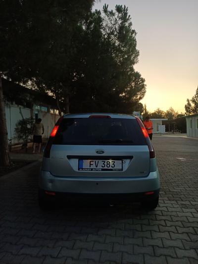 Ford Fiesta — 3
