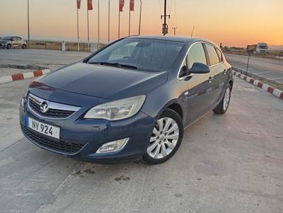Opel Astra — 4