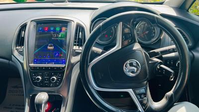 Opel Astra — 8