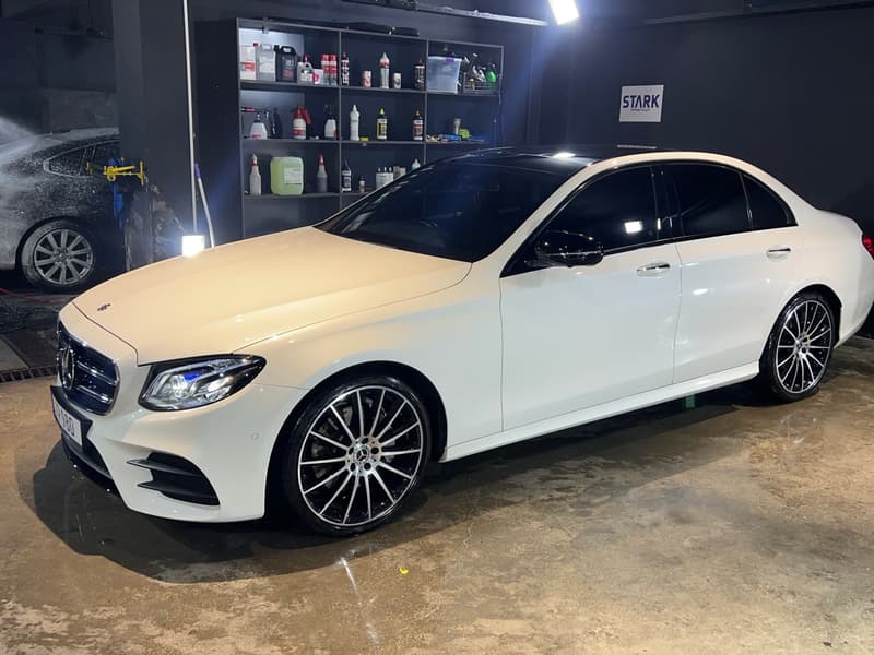 Mercedes-Benz E 220d — 1/10