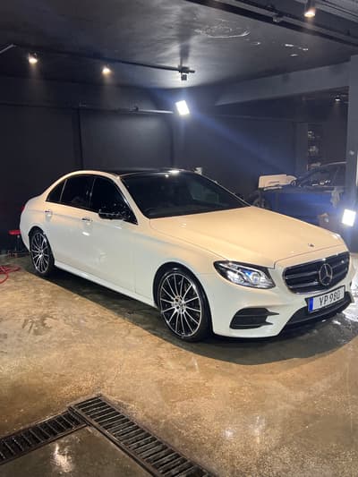 Mercedes-Benz E 220d — 6