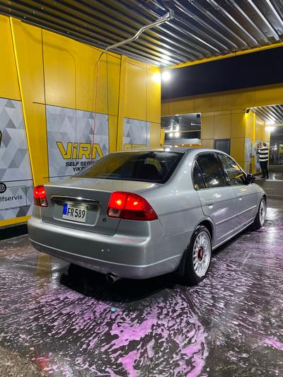 Honda Civic — 1