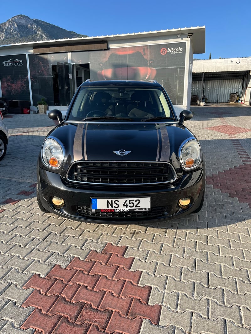 Mini Countryman — 2