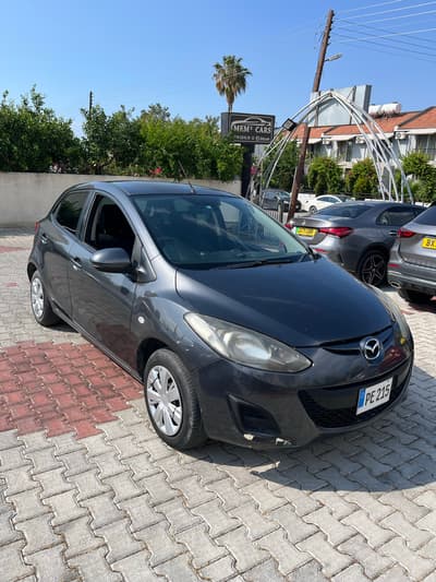 Mazda Demio — 1