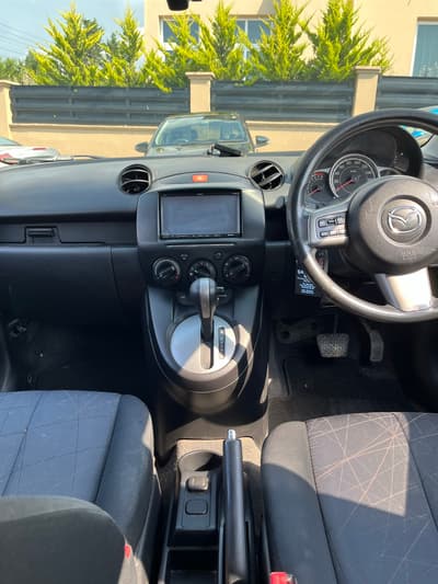 Mazda Demio — 5