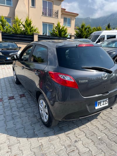 Mazda Demio — 7