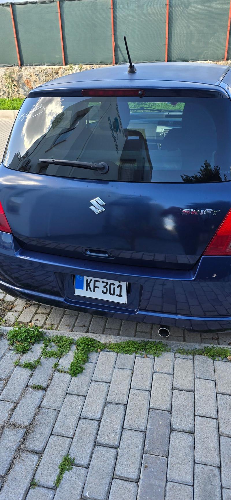 Suzuki Swift — 1/10