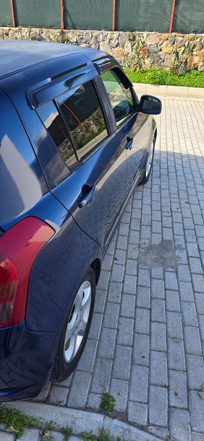 Suzuki Swift — 9