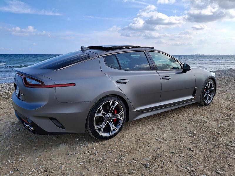 Kia Stinger — 1/9