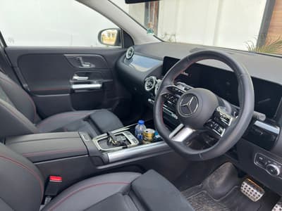 Mercedes-Benz GLA 180 — 4