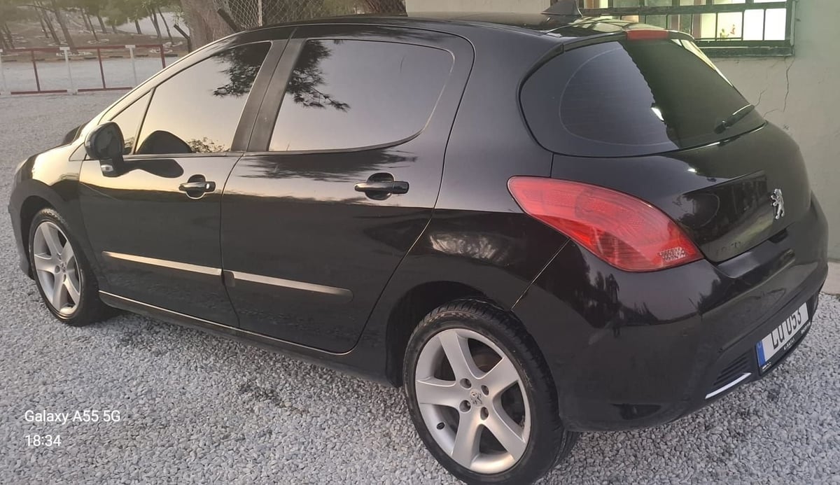 2010 Peugeot 308 7