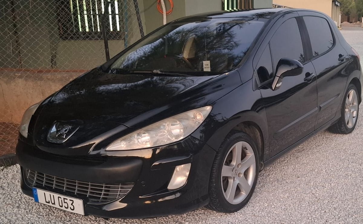 2010 Peugeot 308 8