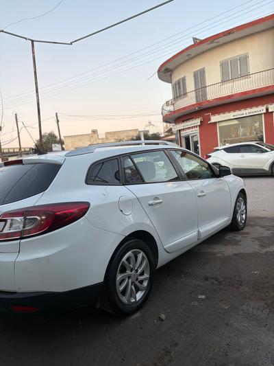 Renault Fluence — 2