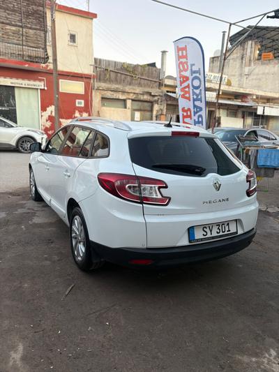 Renault Fluence — 3