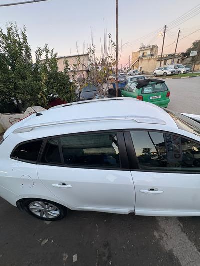 Renault Fluence — 7